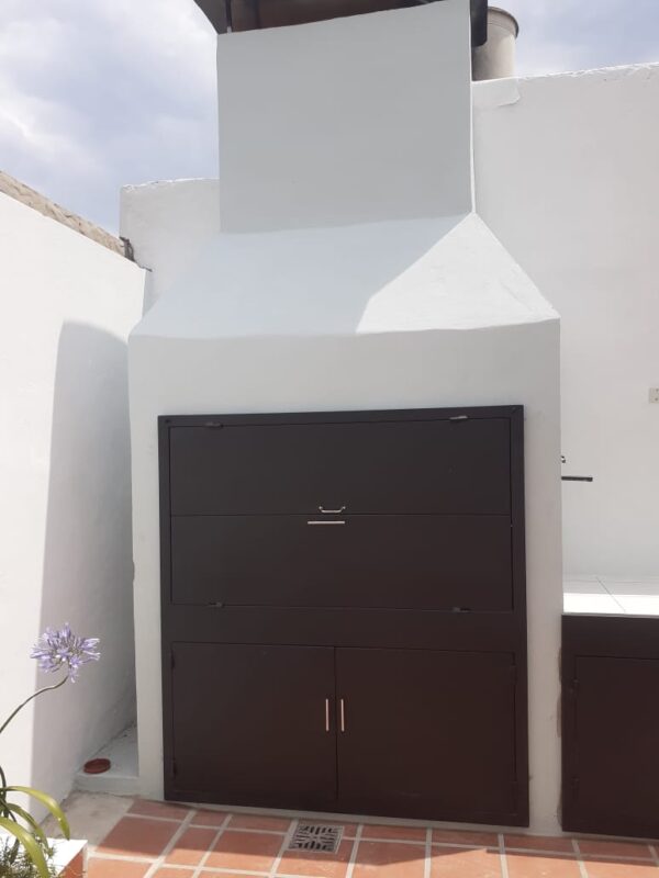 Cerramiento parrilla con Puertas Abatibles - Imagen 2