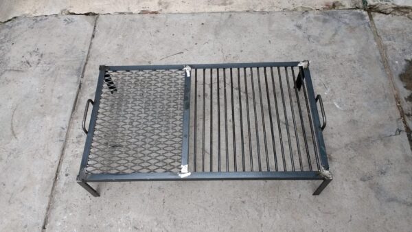 Parrilla con patas fijas SIN enlozar